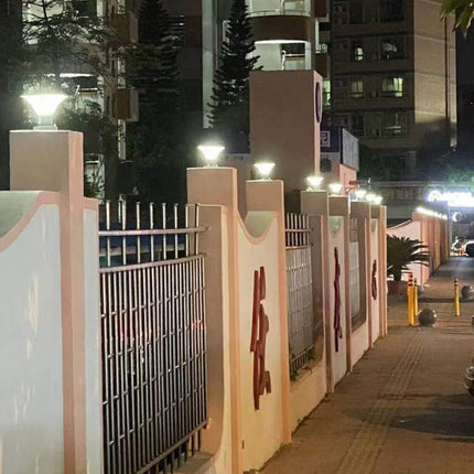 Wodoodporna Lampa Solarno-LED z 3 Barwami Światła – 4000 mAh 5