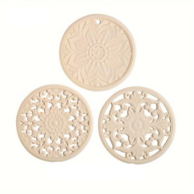 Zestaw 3 czarnych, odpornych na ciepło silikonowych podstawek – antypoślizgowe podstawki pod garnki i patelnie z kwiatowym wzorem do kuchni i jadalni 4