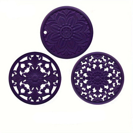 Zestaw 3 czarnych, odpornych na ciepło silikonowych podstawek – antypoślizgowe podstawki pod garnki i patelnie z kwiatowym wzorem do kuchni i jadalni 7