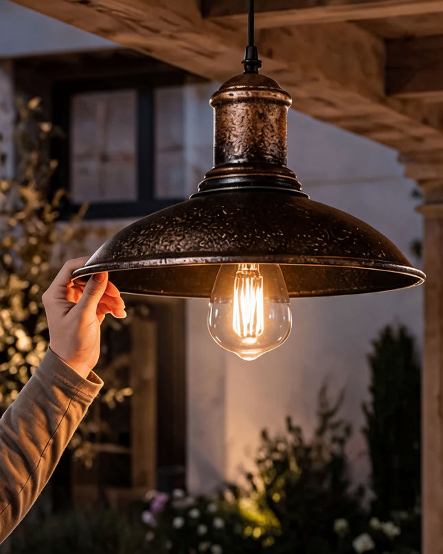 Zewnętrzna lampa wisząca LED z żelaza, odporna na warunki atmosferyczne IP65, emitująca c 6