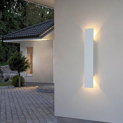 Zewnętrzne kinkiety z dwukierunkowym światłem – wodoodporne aluminium, minimalistyczny design 7